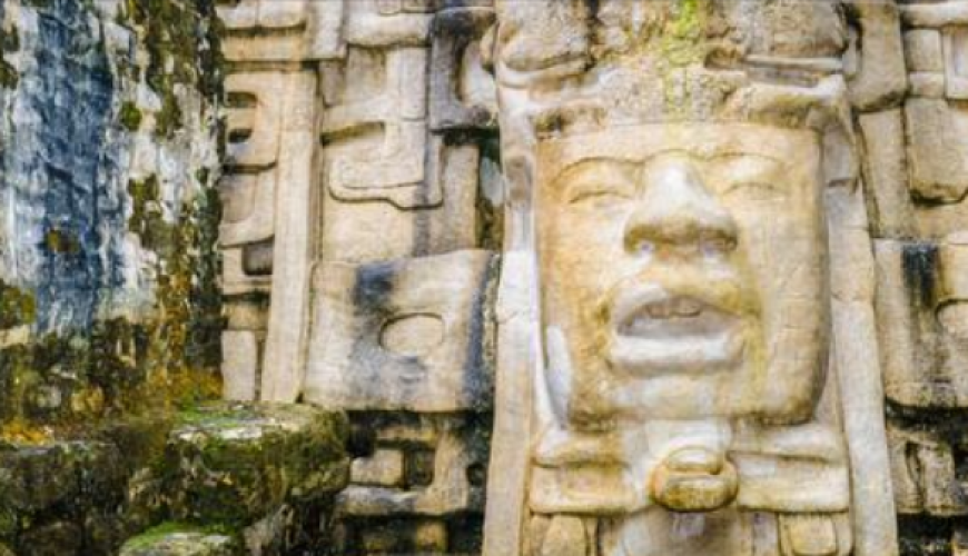 Explorando las maravillas mayas: Chichen Itzá, Cenote y Valladolid