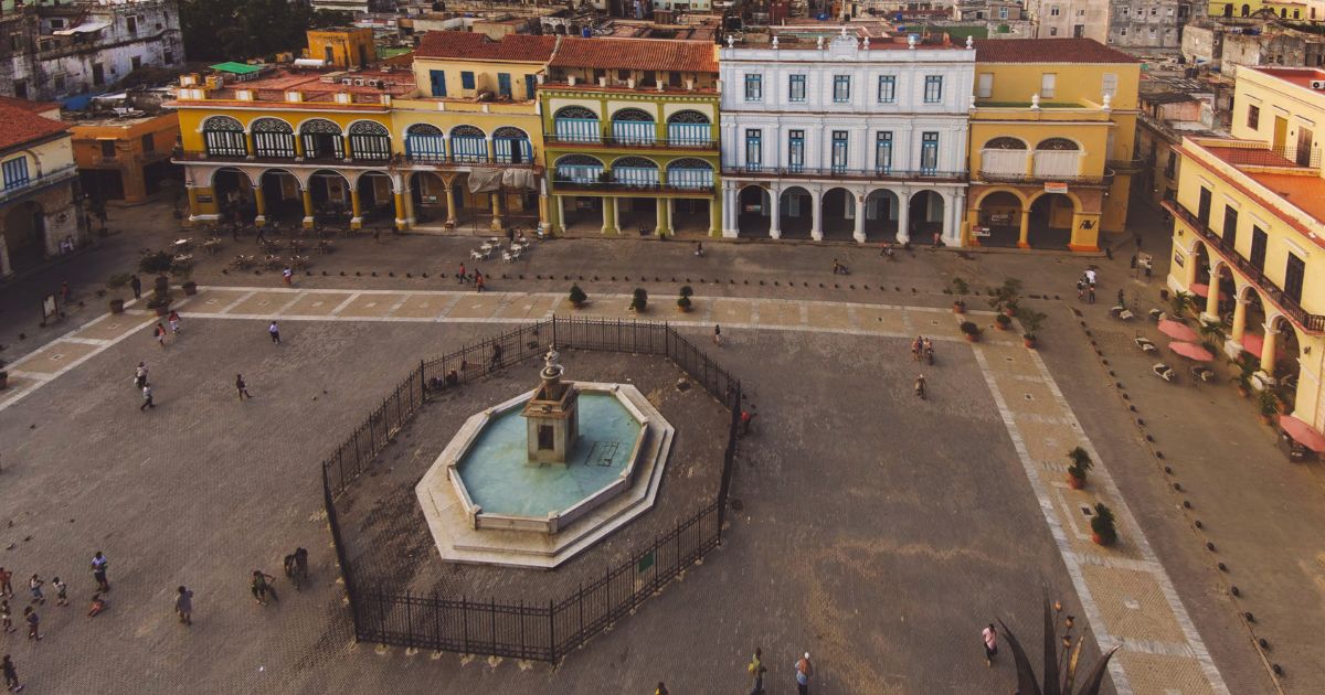La Plaza Vieja