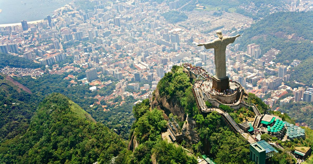 Cristo Redentor, Pan de Azúcar y Carnaval: El Alma Vibrante de Río de Janeiro